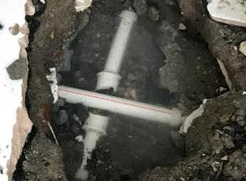 巴林左阳台漏水维修公司为您分享楼上楼下漏水怎么处理