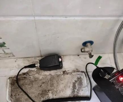 巴林左屋顶漏水维修公司分享下卫生间漏水的危害及解决方法